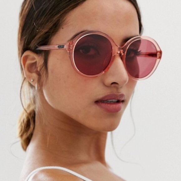 QUAY // ltd ed benefit cosmetics collaboration pink round retro-glam sunglasses main image 14